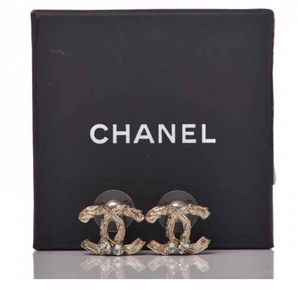 Authentic - Light Gold CHANEL Crystal Twisted CC - Picture 1 of 6